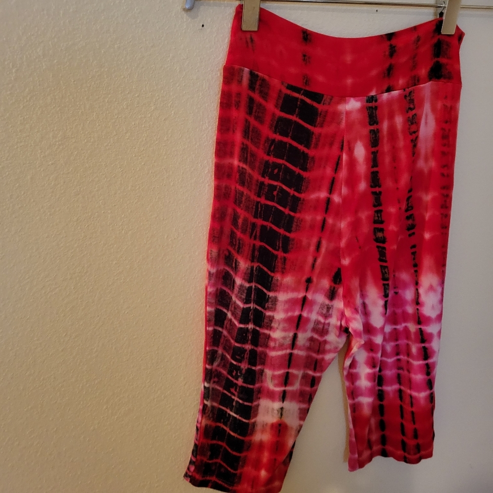 EXCELLENT CONDITION! FASHION HOUSE LEGGINGS